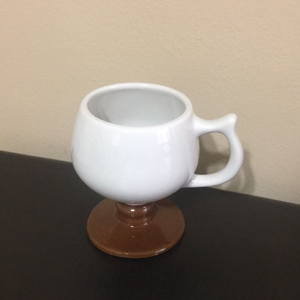 Vtg.  Mug w/pedestal marked number Hall  USA 2274